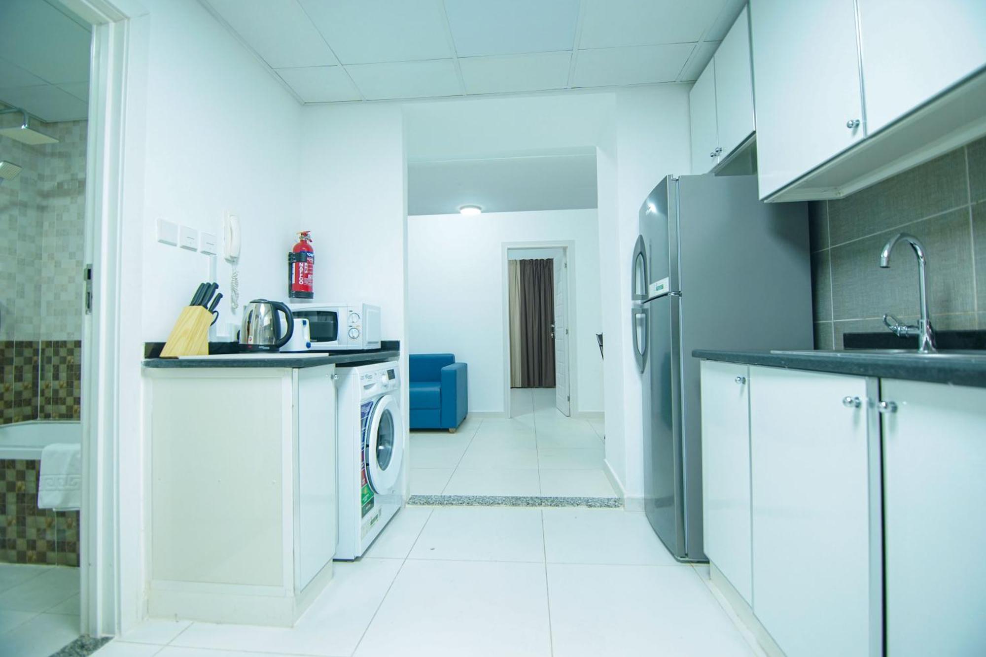 Home Away Holiday Homes Dubai Esterno foto