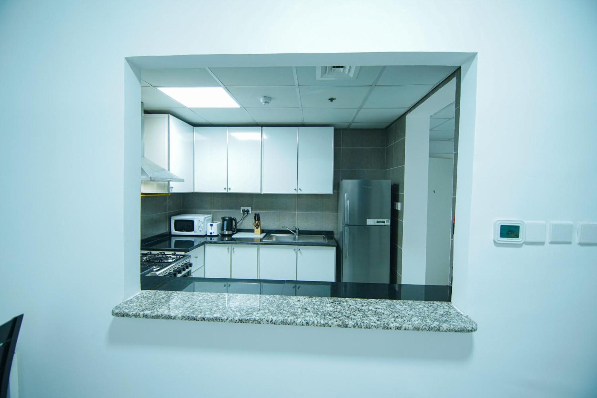 Home Away Holiday Homes Dubai Esterno foto